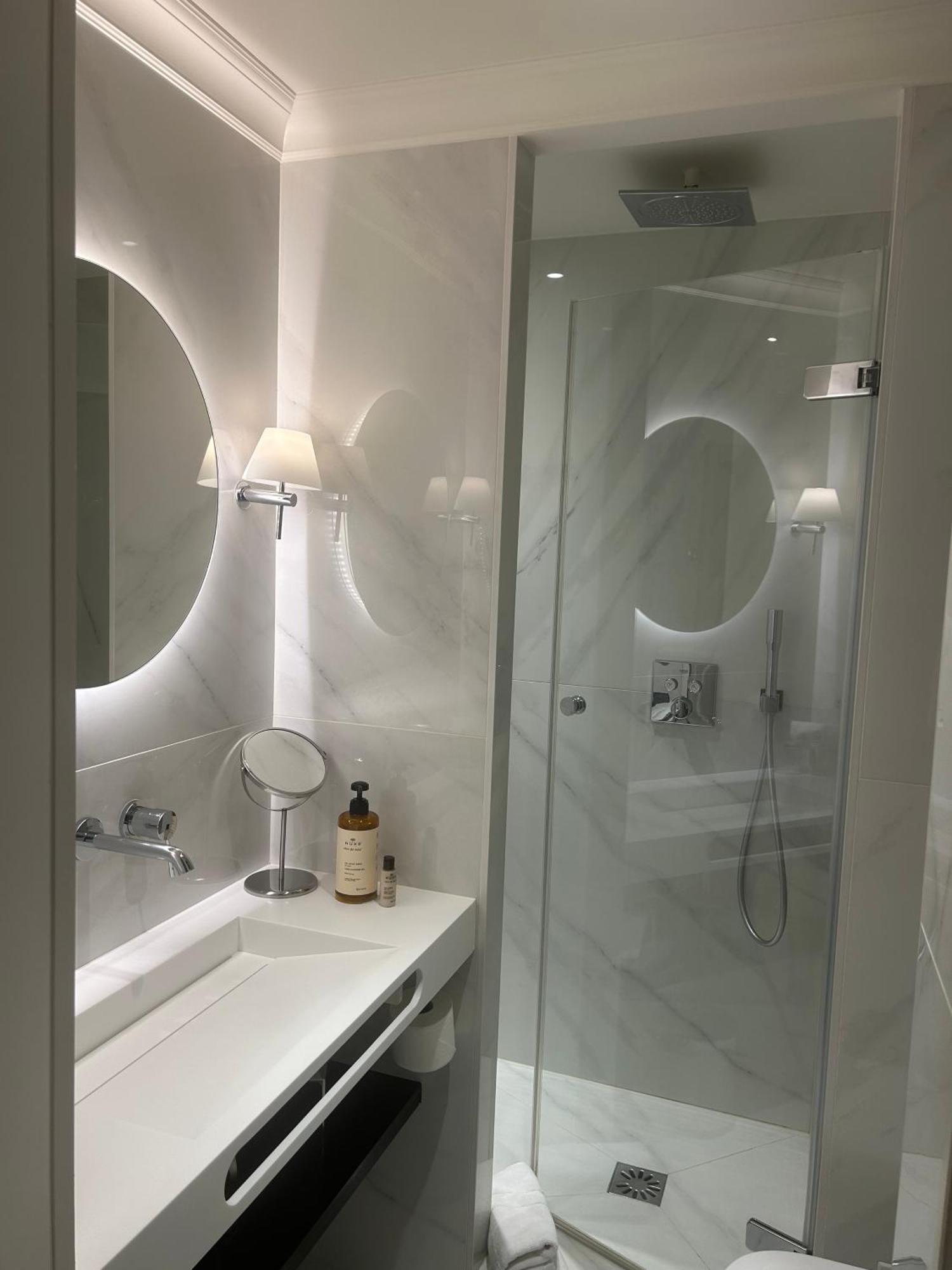 Deluxe Triple Room,1704860924:JPEG