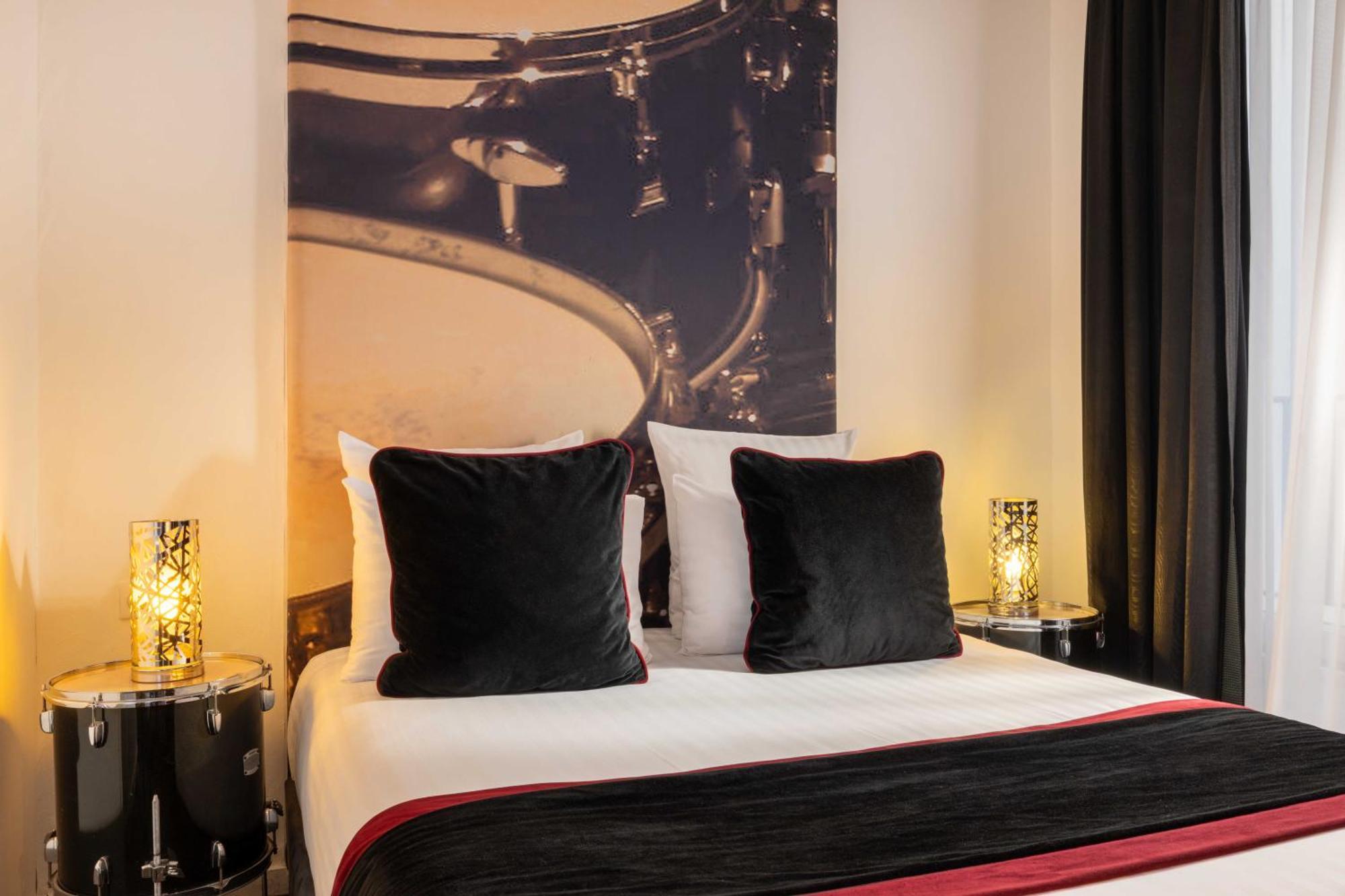 Classic Double Room,1765796872:JPEG