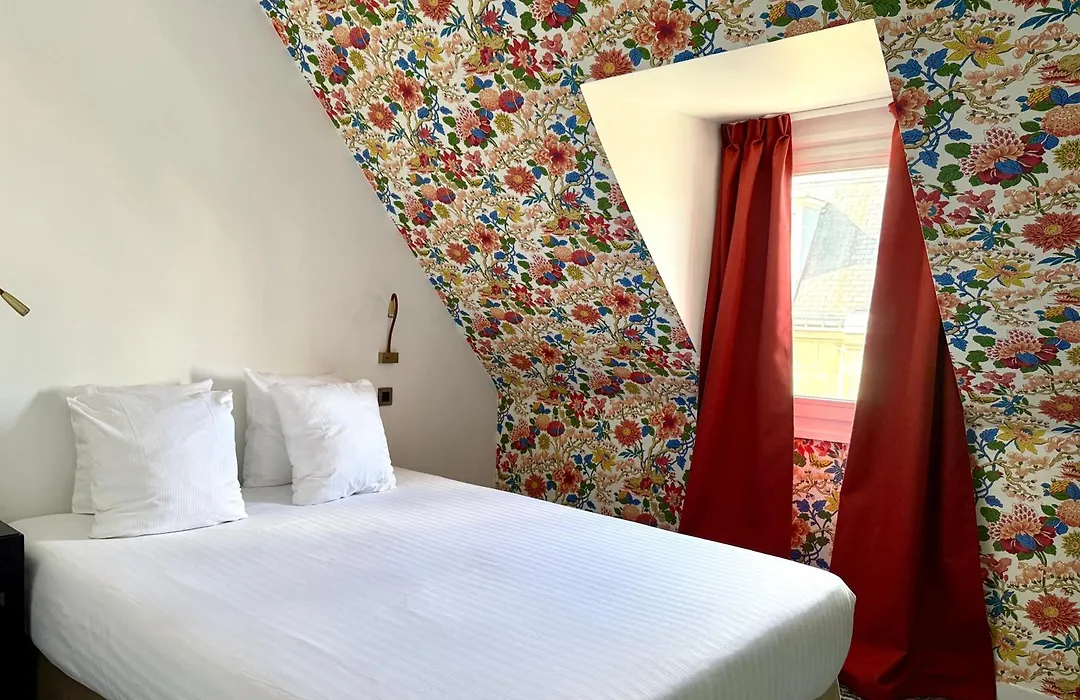 New Hotel Republique-1