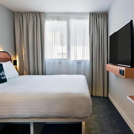 Moxy Paris Bastille-2