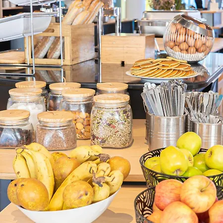 Novotel Suites Paris Montreuil Vincennes-2